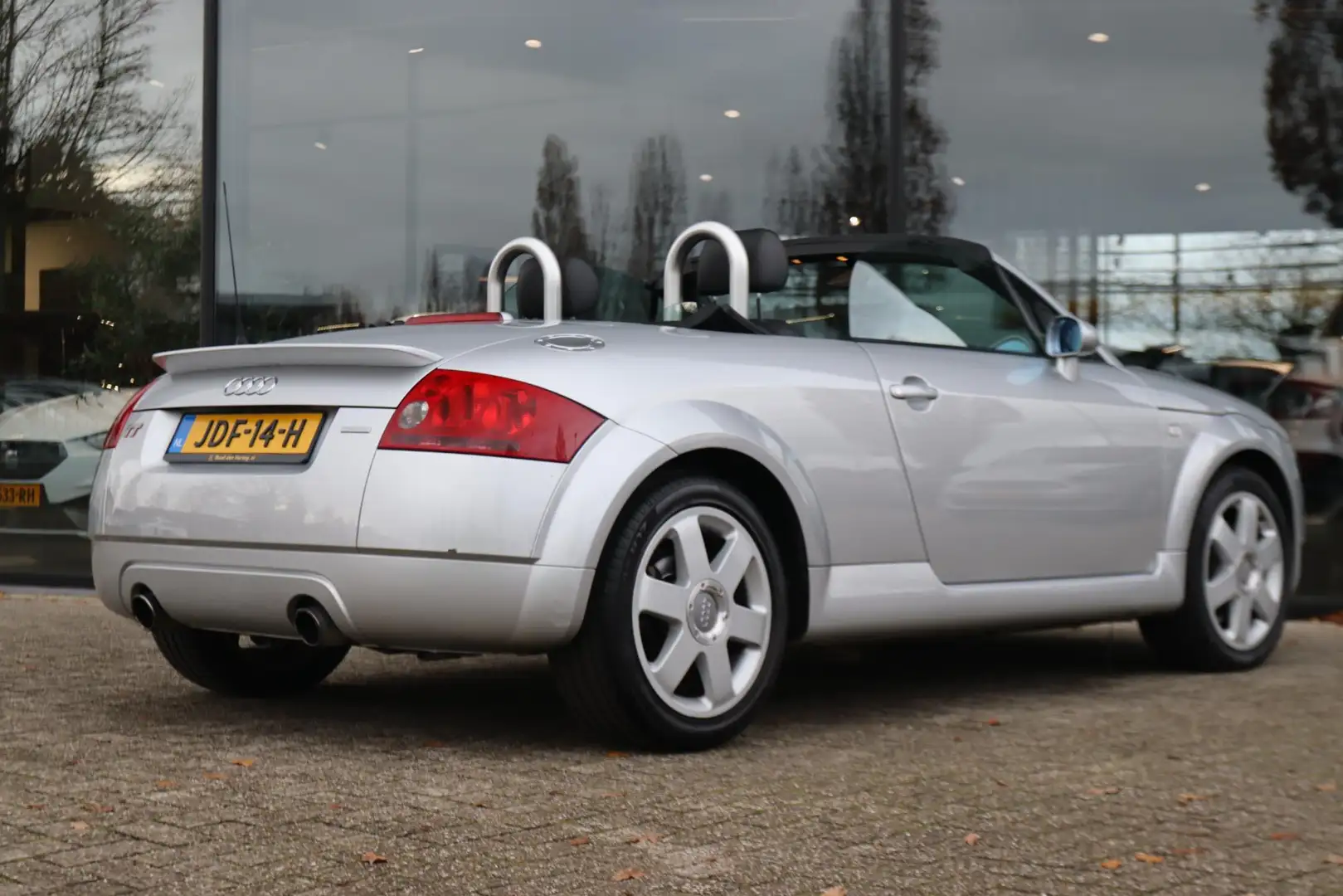 Audi TT ROADSTER 1.8 5V 225PK TURBO QUATTRO *1E EIG. 61.65 Gris - 2
