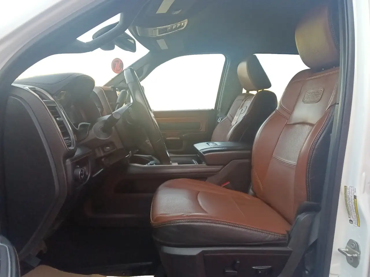 RAM 2500 снимка RAM 2500