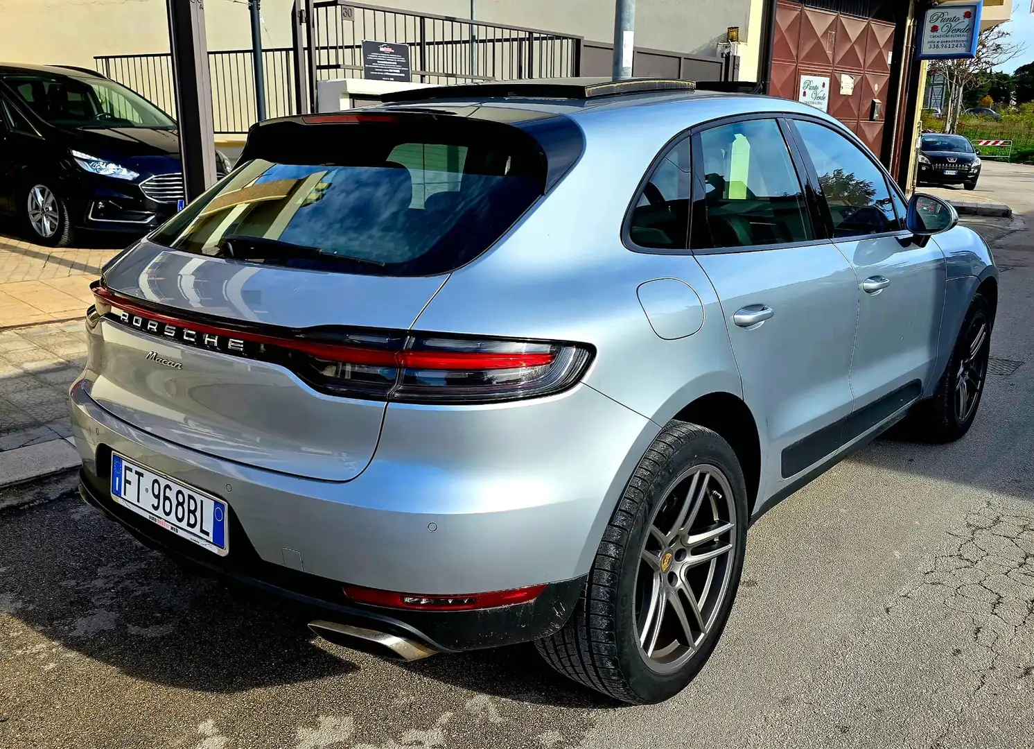 Porsche Macan 2.0 245cv Restyling FULL OPTIONAL Blu/Azzurro - 1
