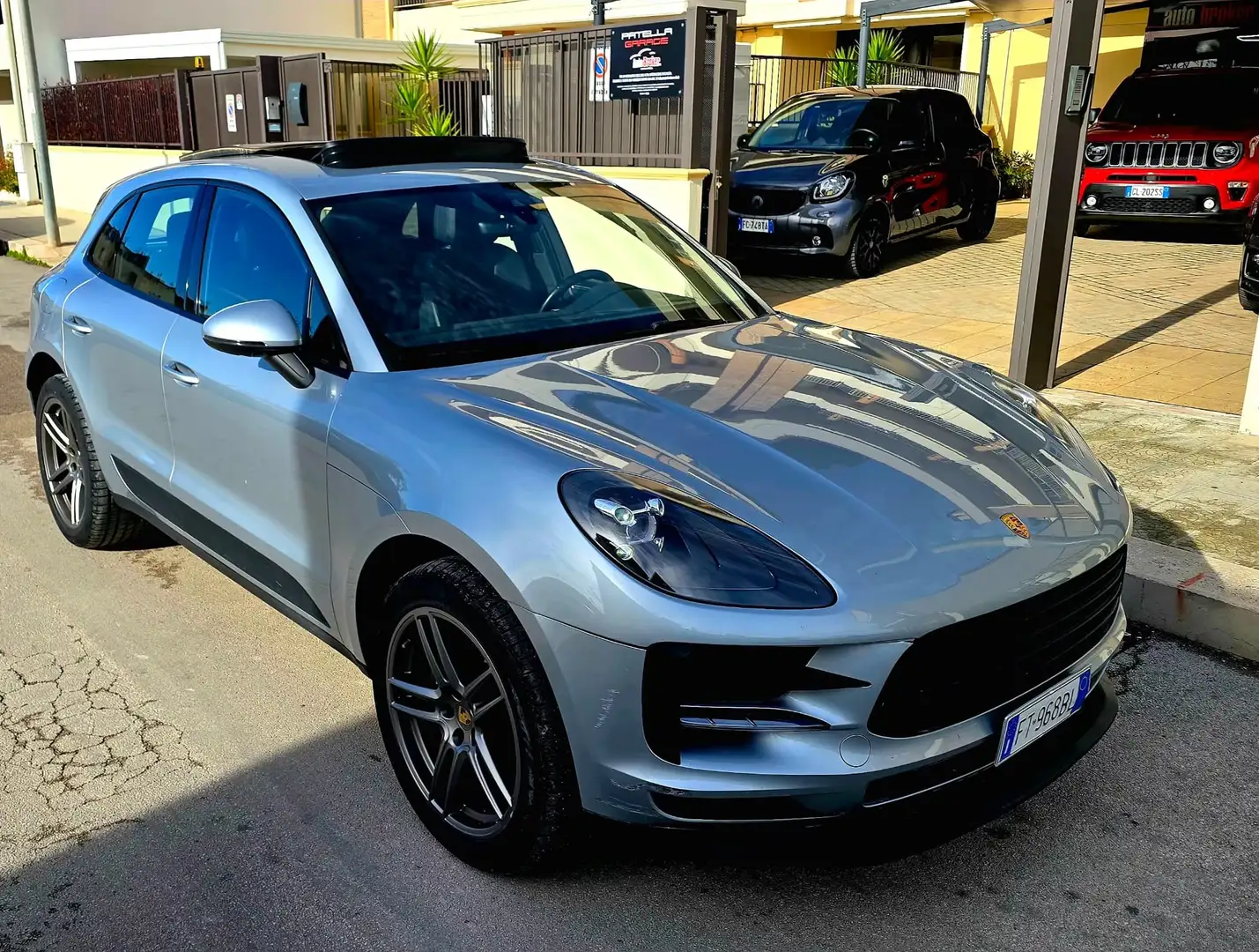 Porsche Macan 2.0 245cv Restyling FULL OPTIONAL Blu/Azzurro - 2