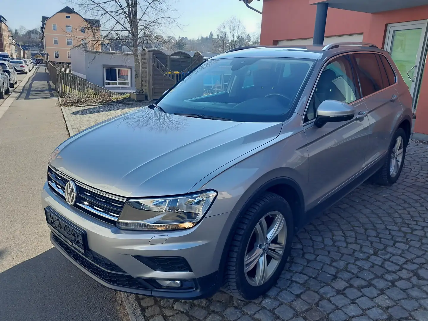 Volkswagen Tiguan Join Start-Stopp 4Motion Grau - 2