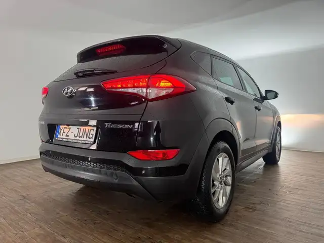 Hyundai Tucson view 9