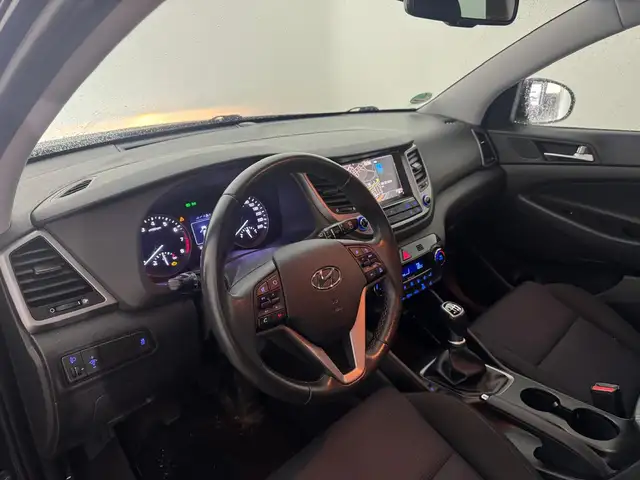 Hyundai Tucson view 15
