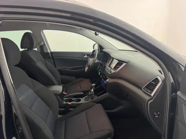 Hyundai Tucson view 12