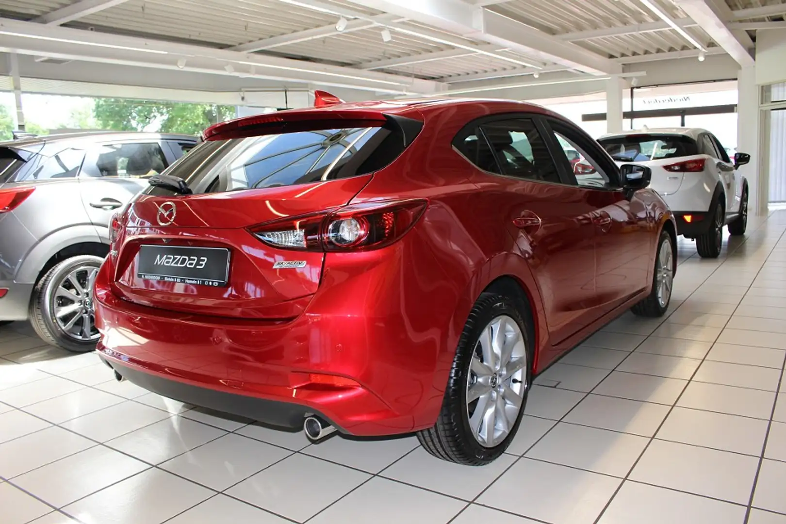 Mazda 3 2.0 Sports-Line LED NAVI KAM BOSE Rot - 2