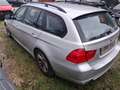 BMW 320 320d Touring Futura FL - thumbnail 3