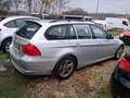 BMW 320 320d Touring Futura FL - thumbnail 4