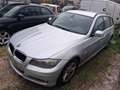 BMW 320 320d Touring Futura FL - thumbnail 1