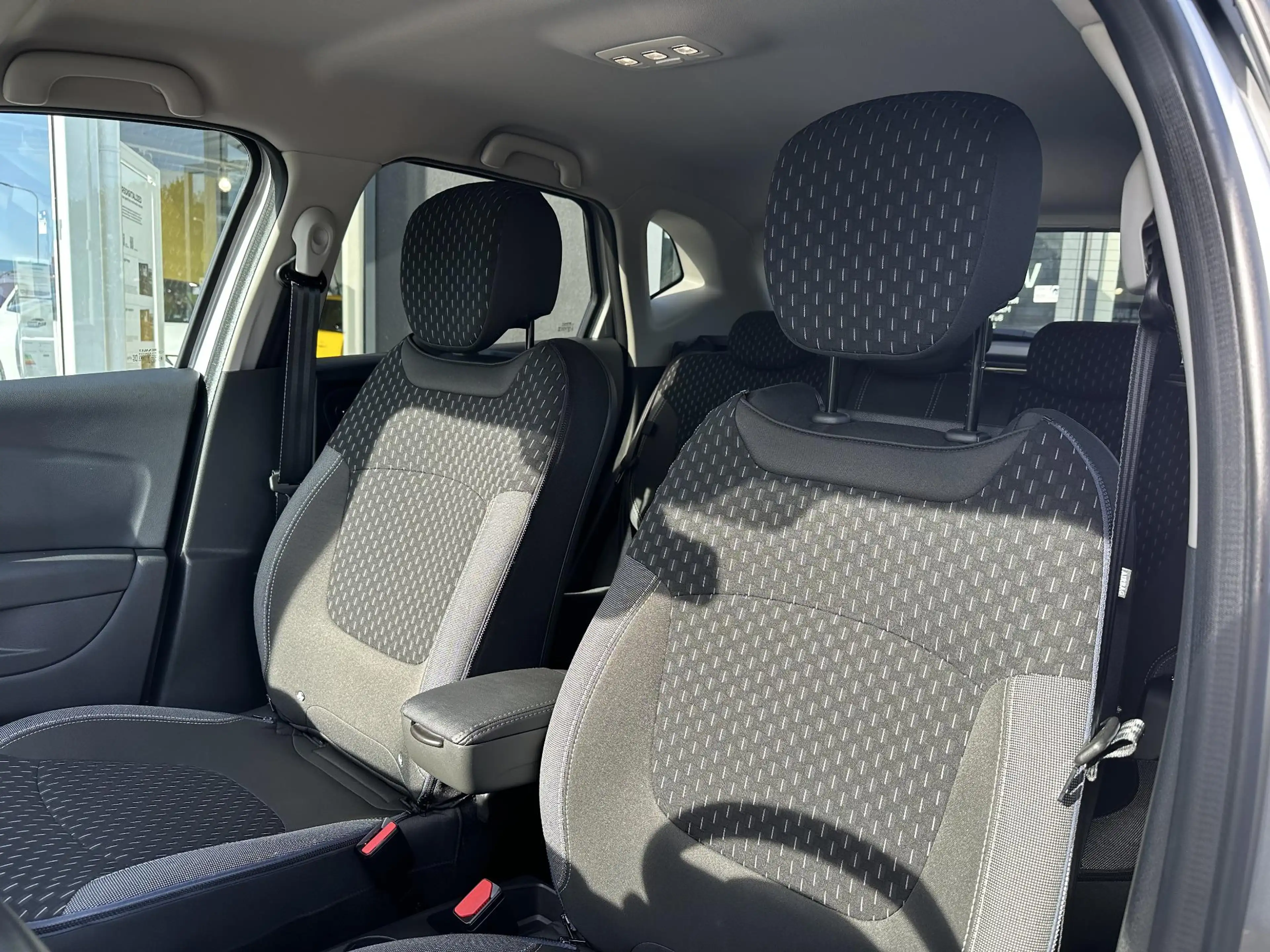 Renault Captur TCe 120 EDC Intens l AUTOMAAT l Sinds 2021 één eig — photo 8