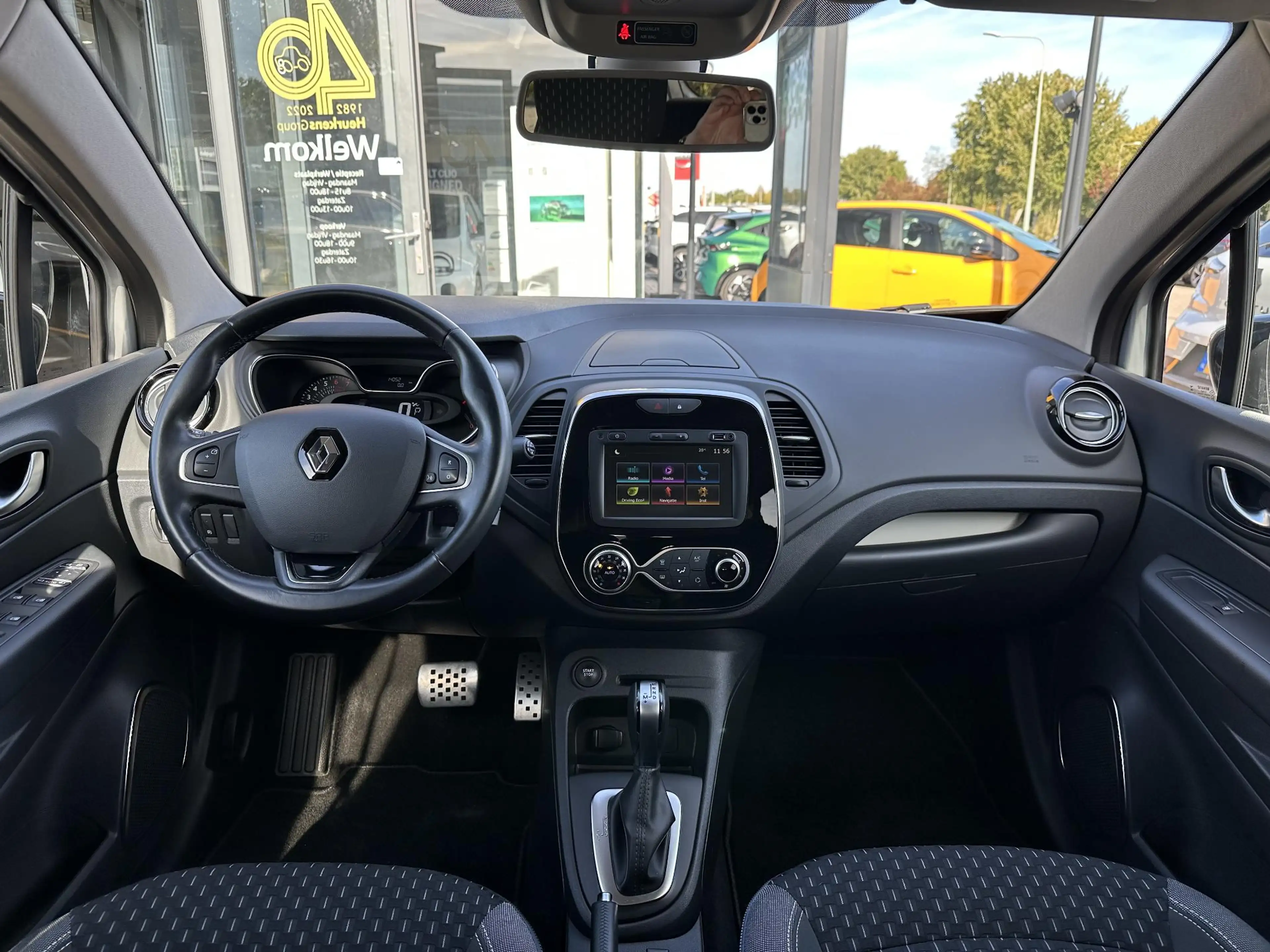 Renault Captur TCe 120 EDC Intens l AUTOMAAT l Sinds 2021 één eig — photo 7
