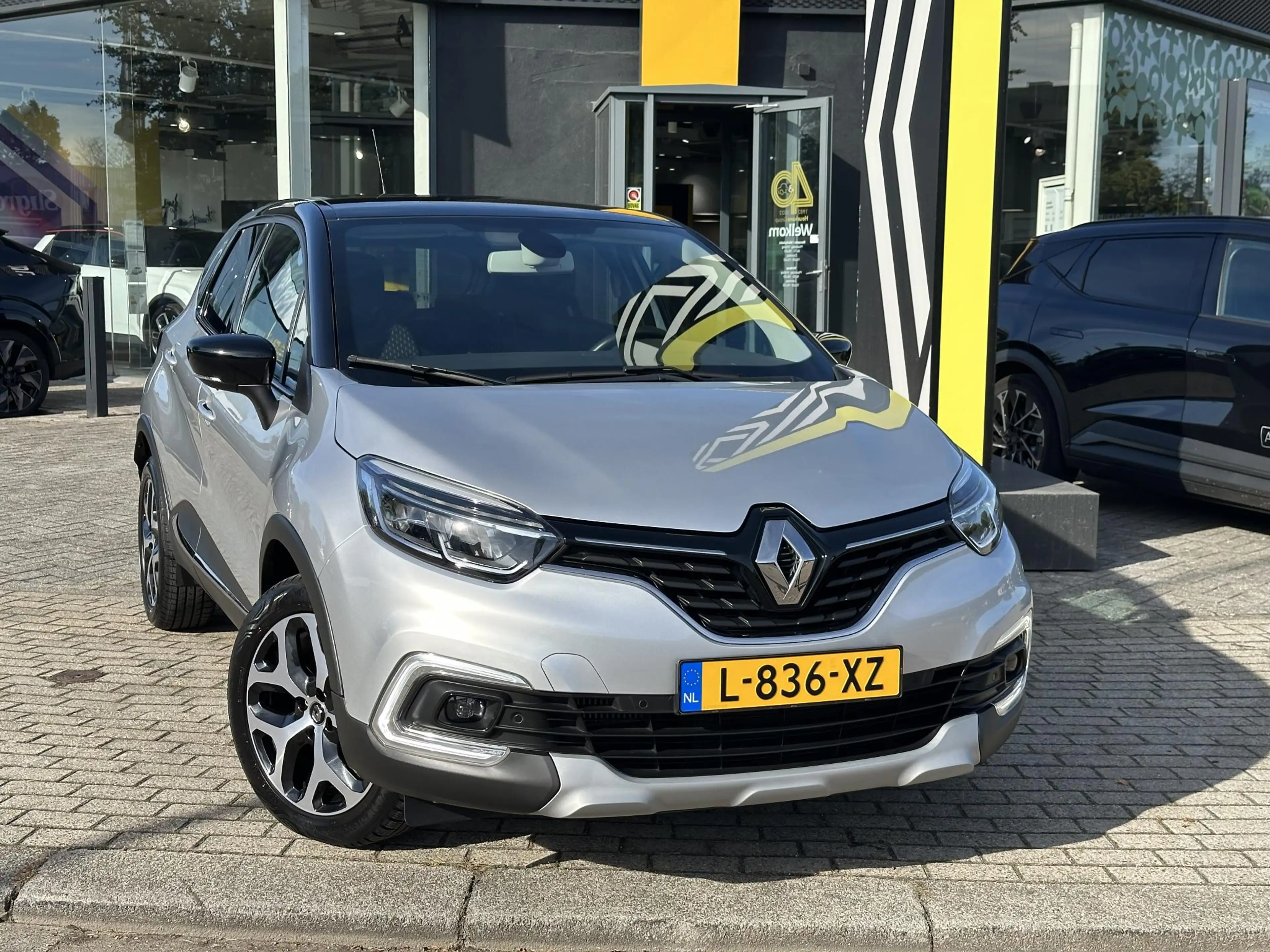 Renault Captur TCe 120 EDC Intens l AUTOMAAT l Sinds 2021 één eig — photo 6