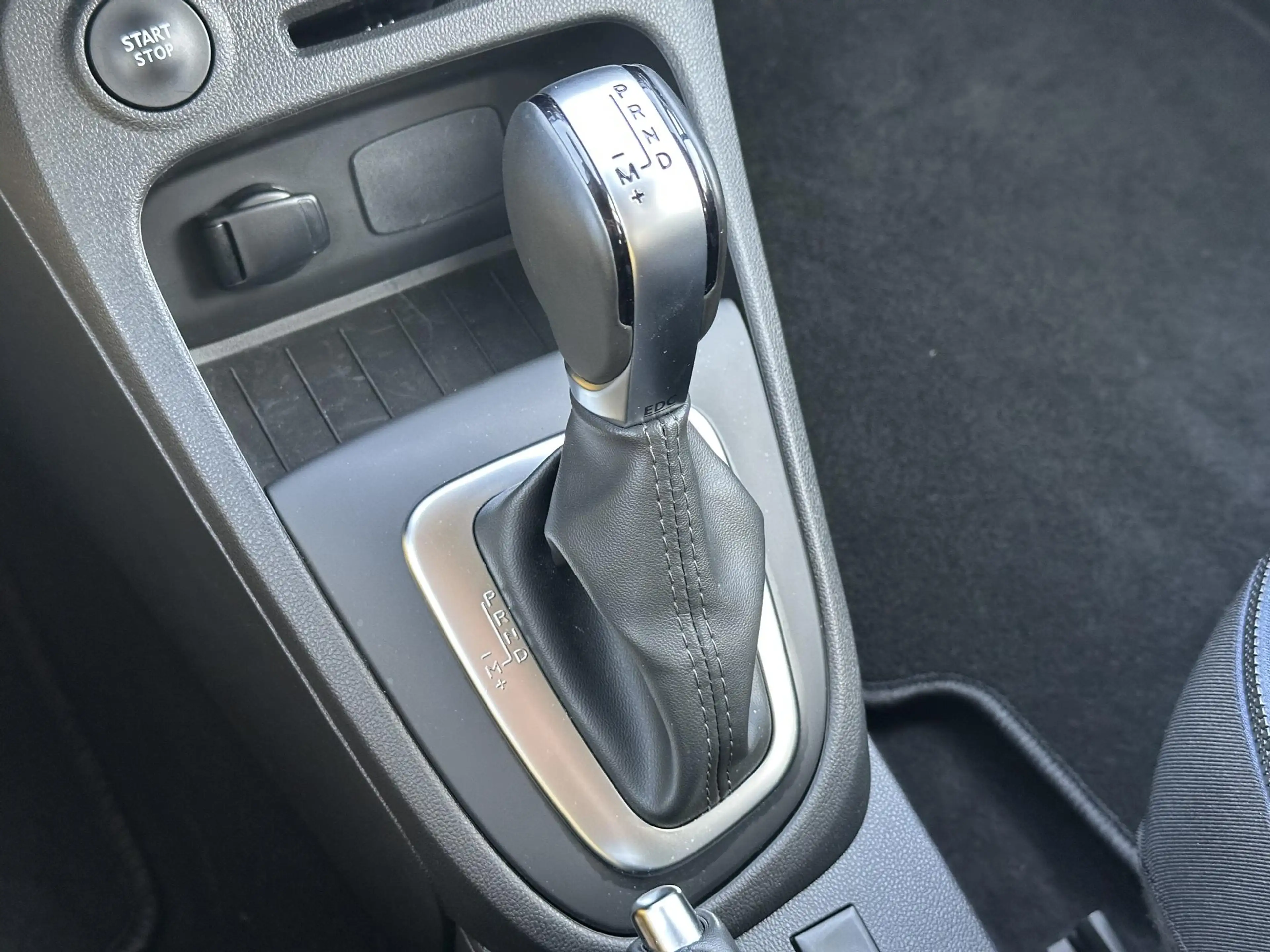 Renault Captur TCe 120 EDC Intens l AUTOMAAT l Sinds 2021 één eig — photo 12
