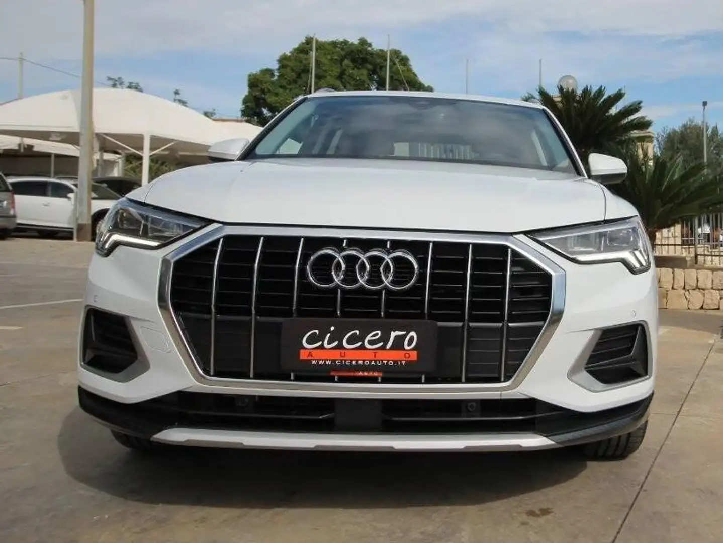 Audi Q3 35 tdi 150CV Business Advanced s-tronic | 2024 Blanc - 2