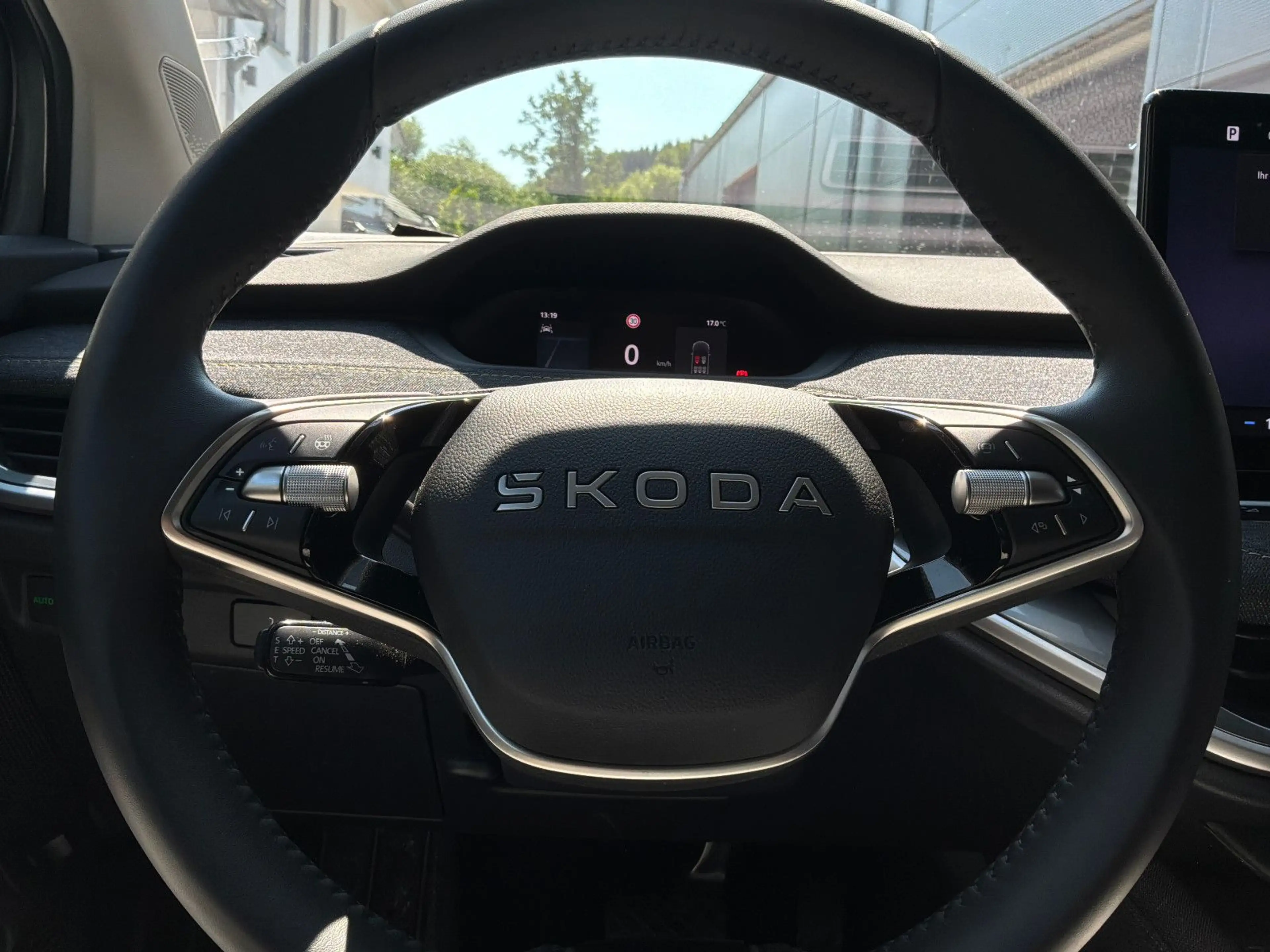 Skoda Elroq 85 Selection Plus MATRIX+AHK+NAVI+WÄRMEPUM — photo 10
