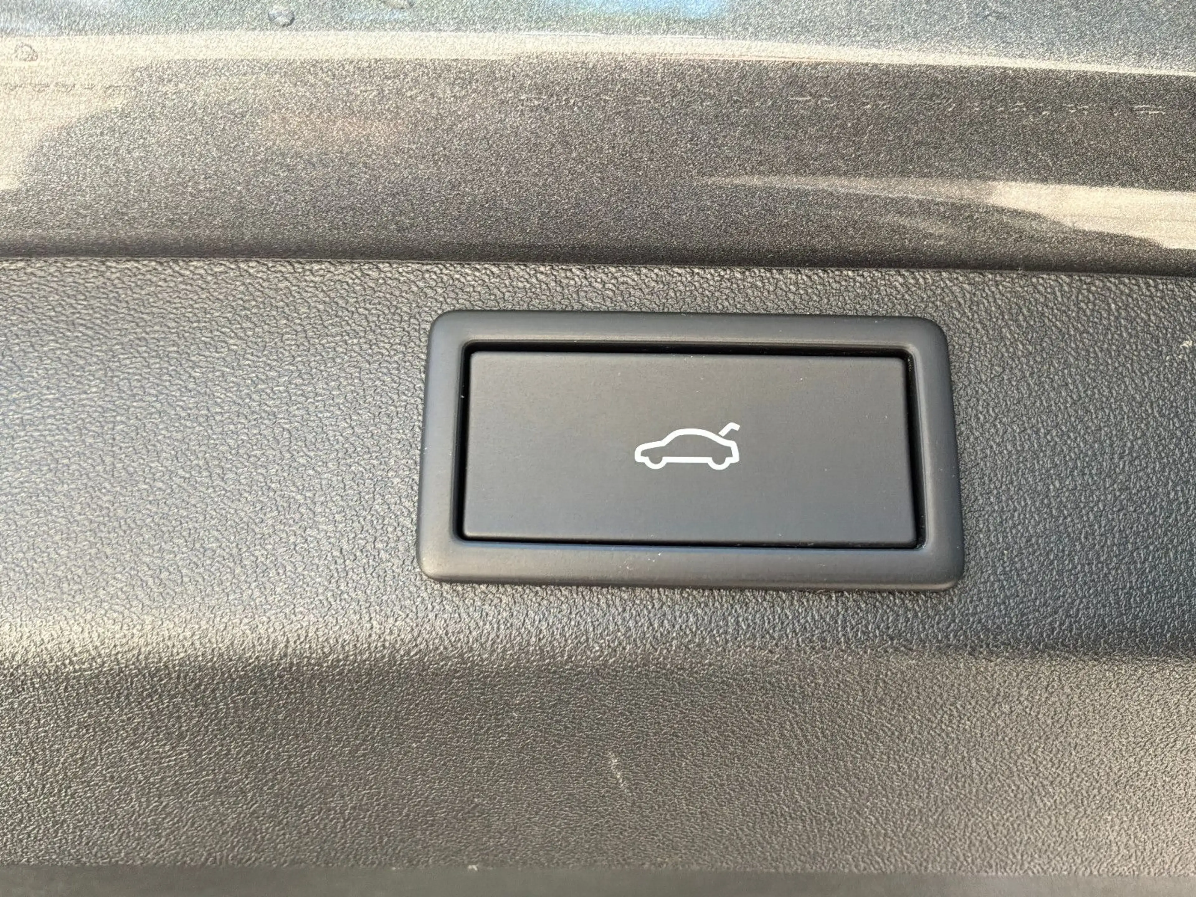 Skoda Elroq 85 Selection Plus MATRIX+AHK+NAVI+WÄRMEPUM — photo 22