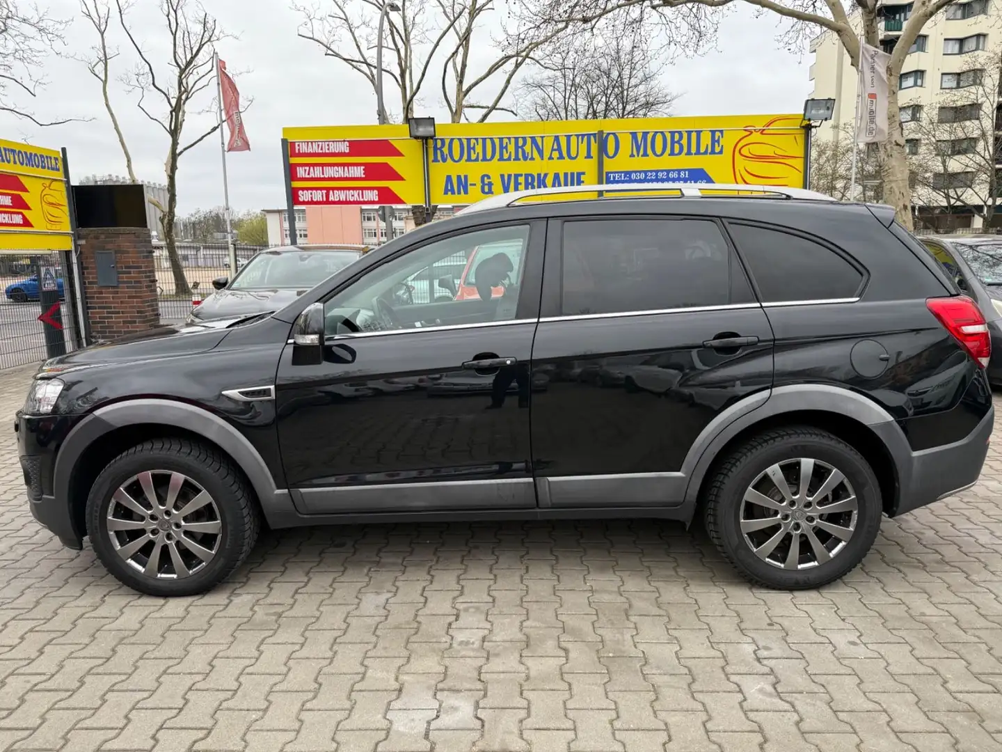 Chevrolet Captiva 2.2 D LT+*1HAND*7 SITZE Negru - 2
