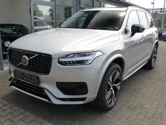 Volvo XC90 Ultimate Dark Plug In Hybrid T8 AWD*PANO*360°*