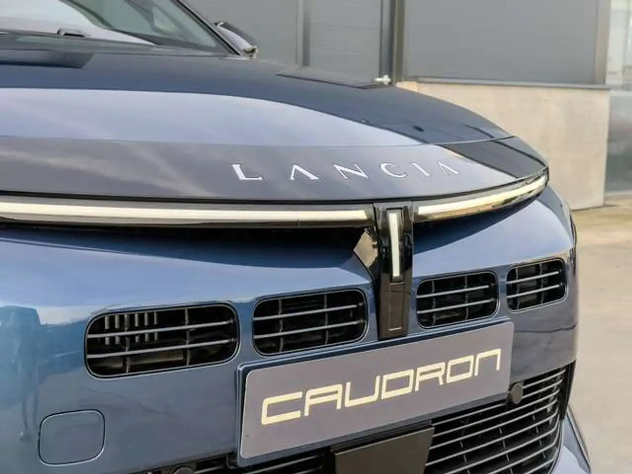 Lancia Ypsilon 2025