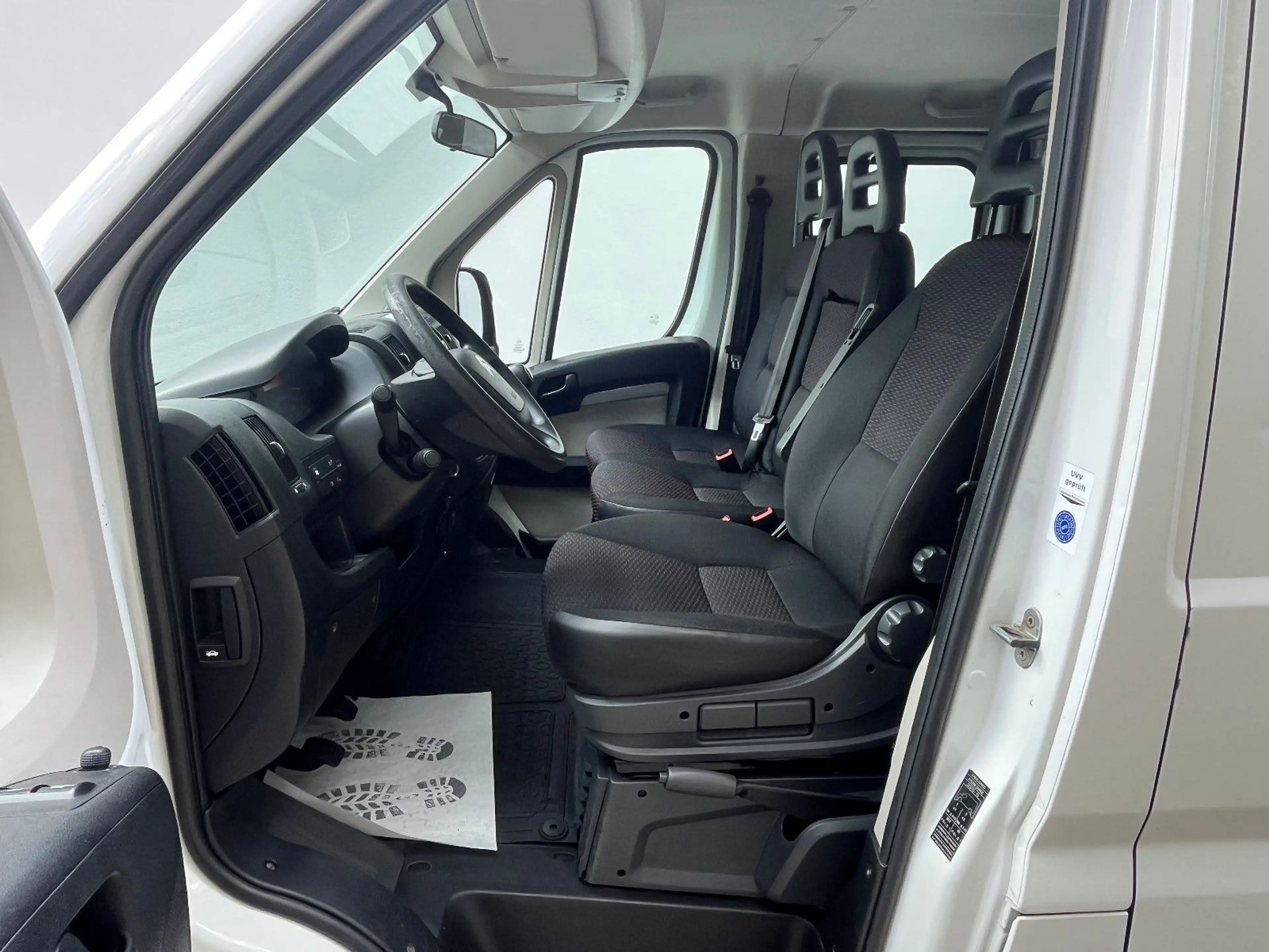 Citroen Jumper Pritsche Doka. 33 L3 BlueHDi 130 — photo 9