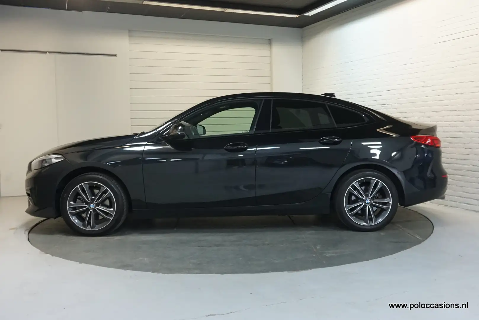BMW 218 2-serie Gran Coupé 218i Automaat | Carplay | DAB+ Noir - 2