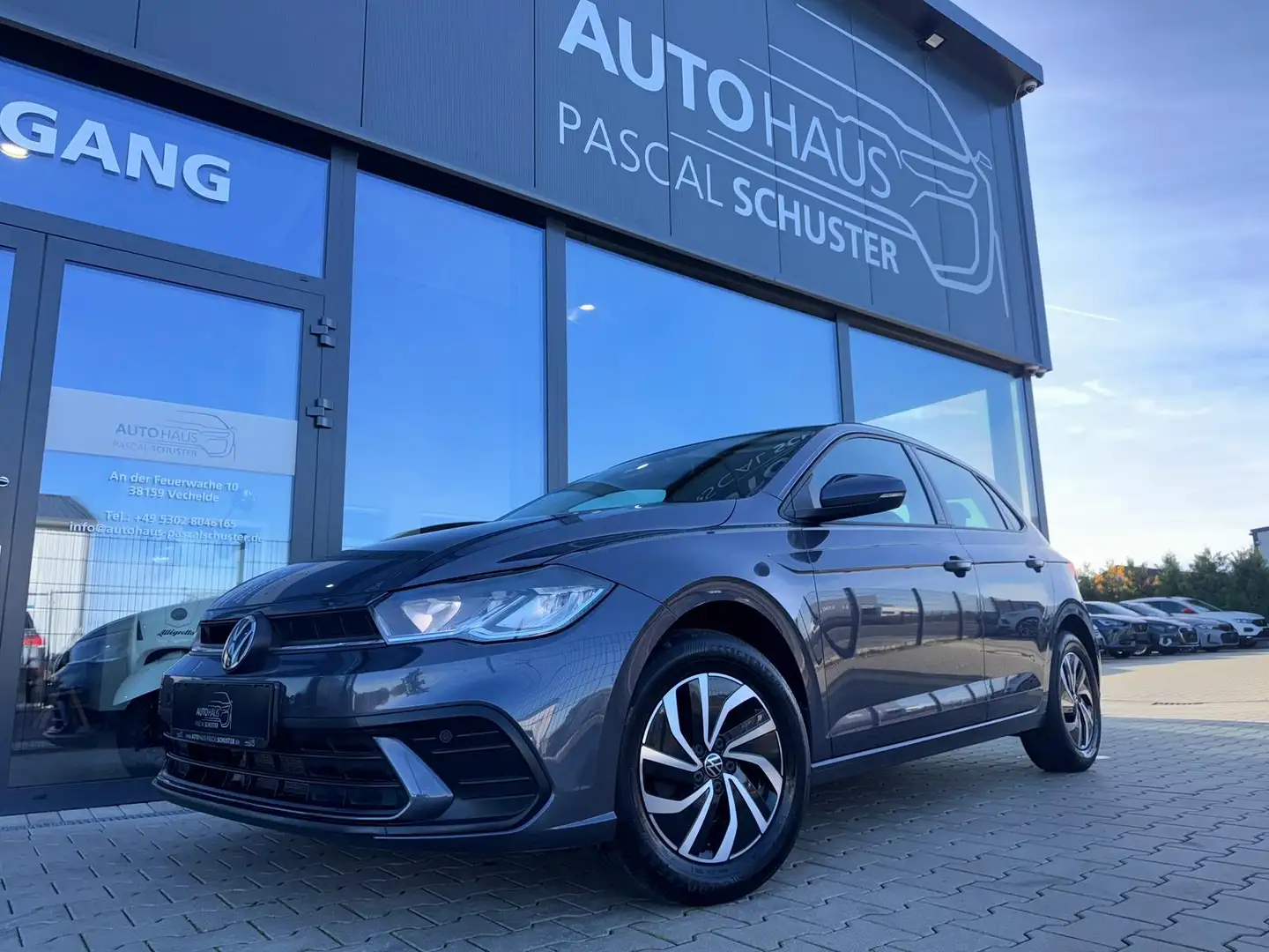 Volkswagen Polo 1.0 TSI/DSG/LED/NAVI/PDC/KLIMA/ACC/LANE/ Grau - 1