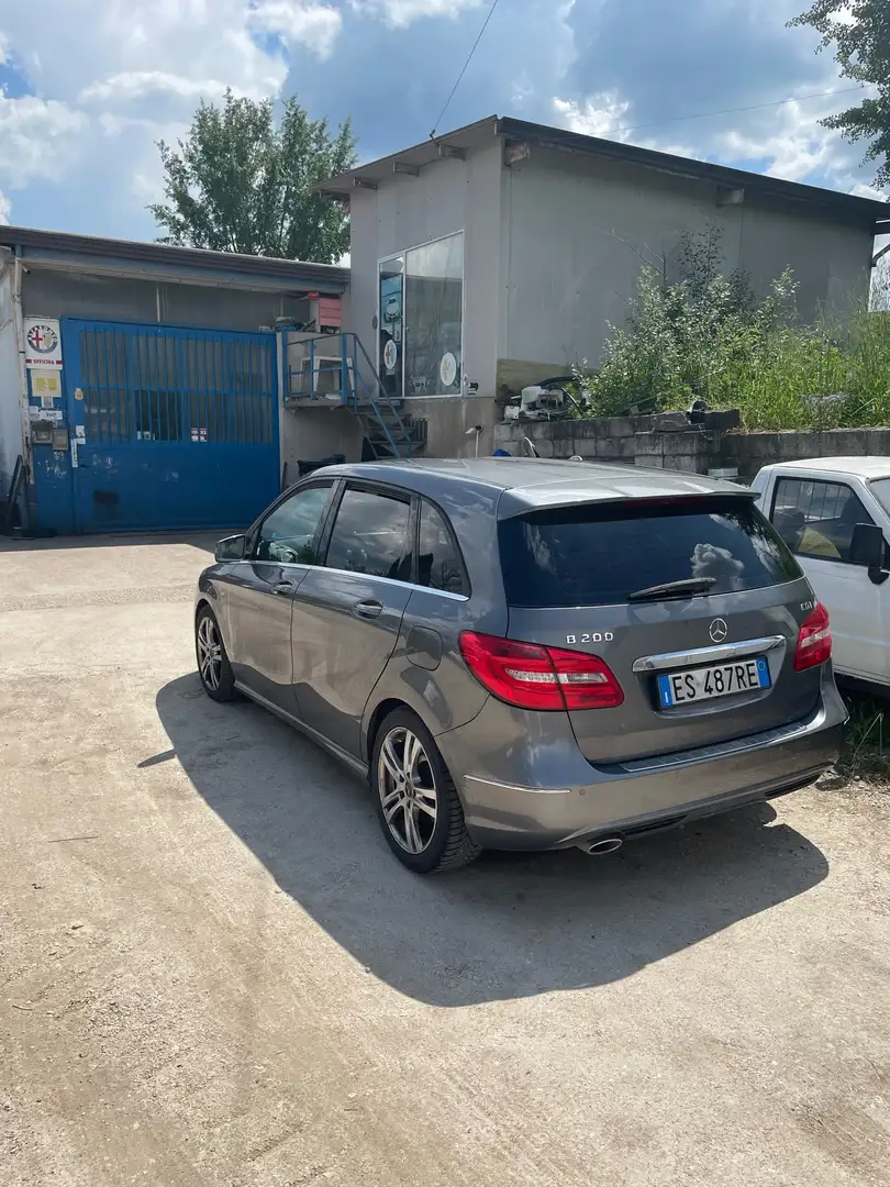 Mercedes-Benz B 200 cdi (be) Premium Grigio - 2