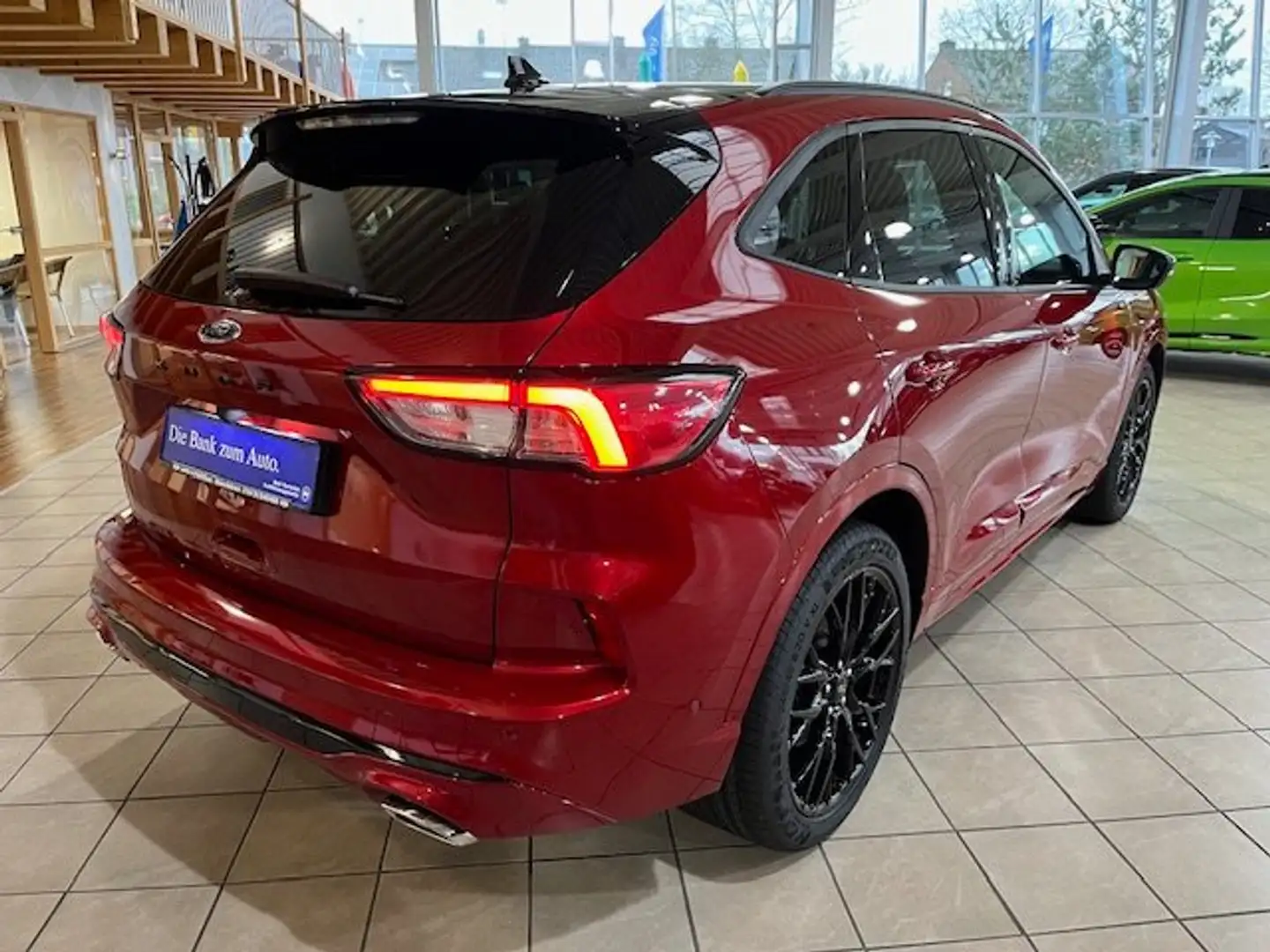 Ford Kuga 1.5 ST-Line X Black Package Faherass., Techno, WiP Rot - 2