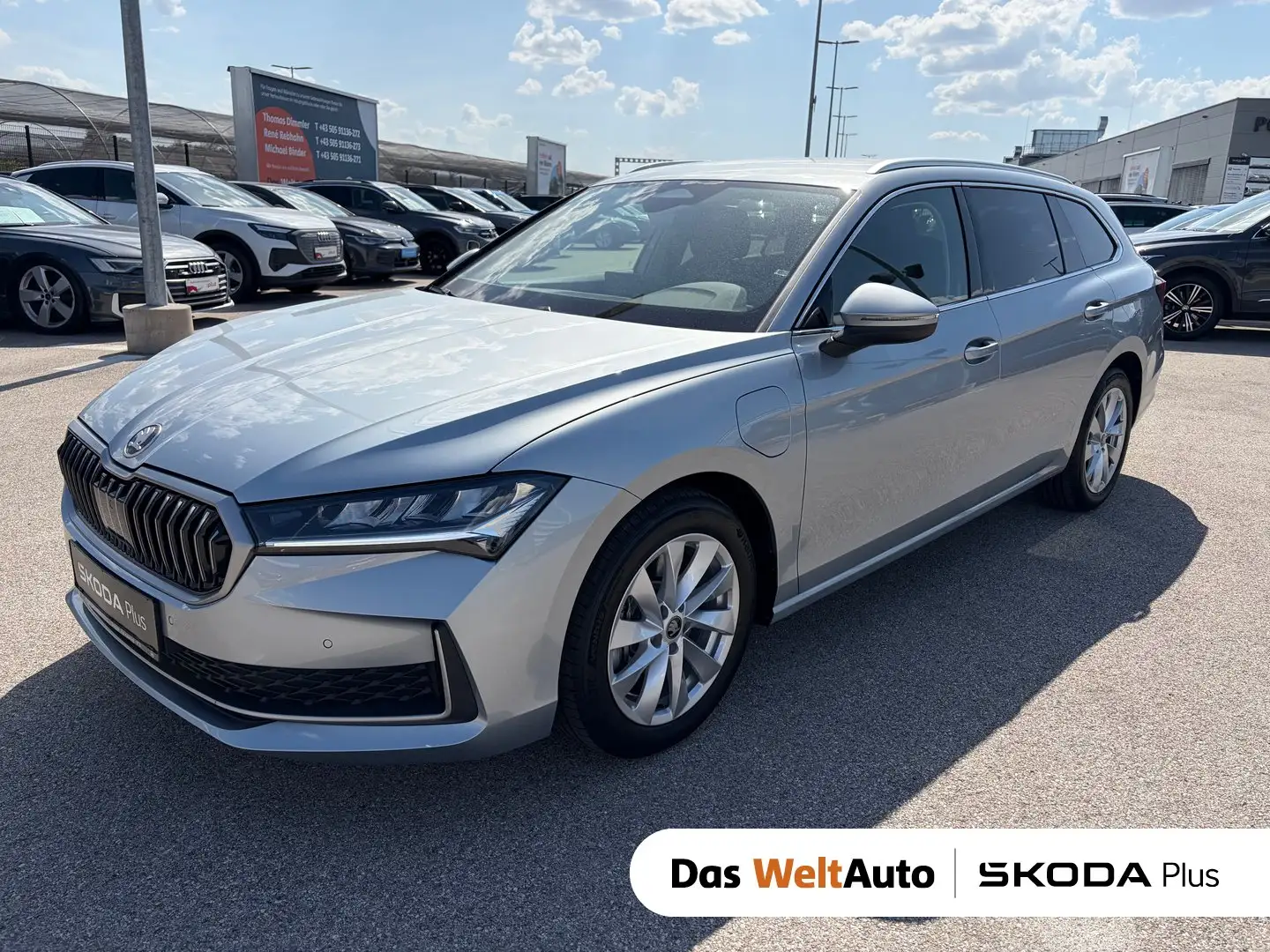 Skoda Superb Selection iV TSI DSG Silber - 1