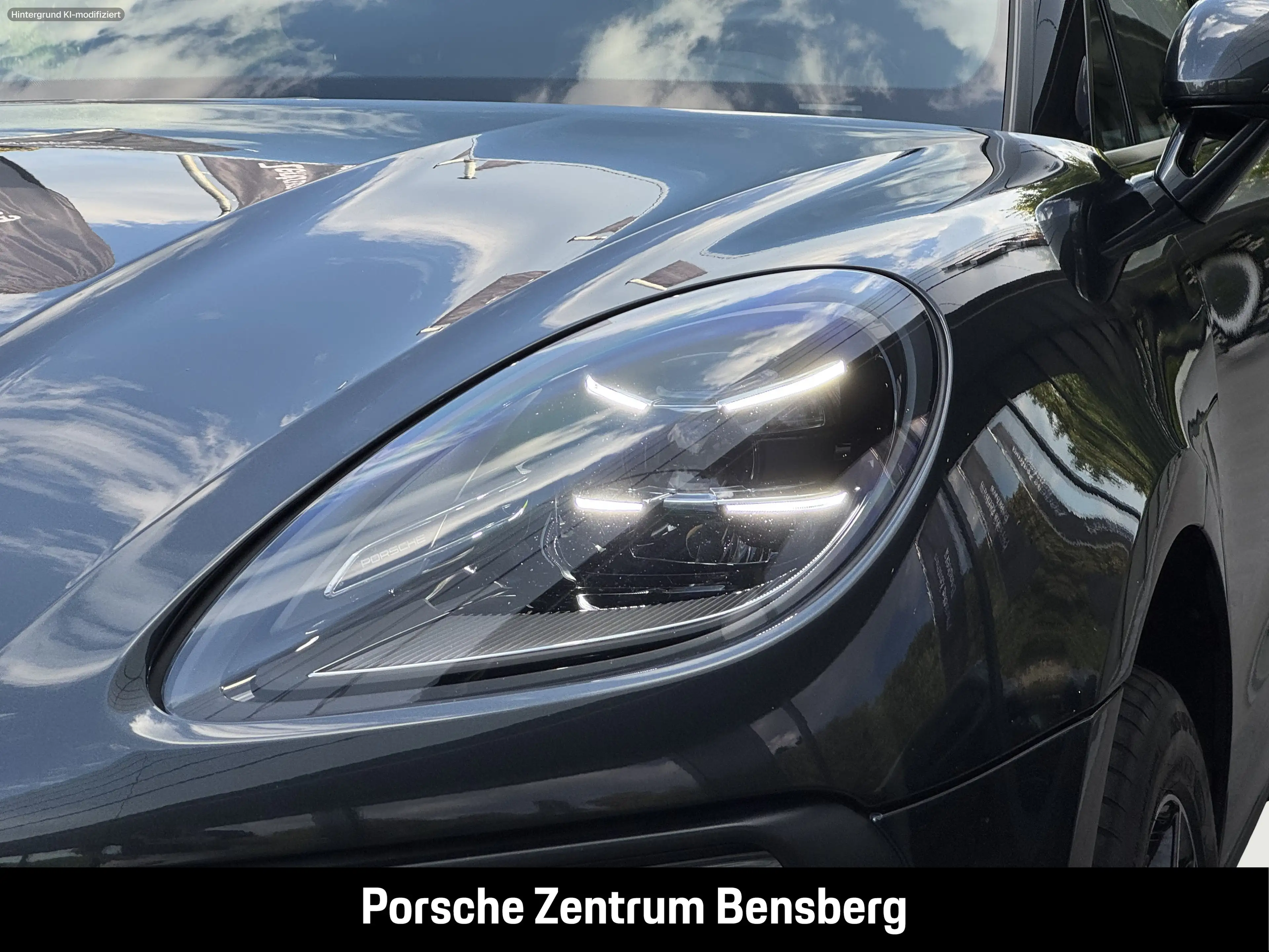 Porsche Macan — photo 9