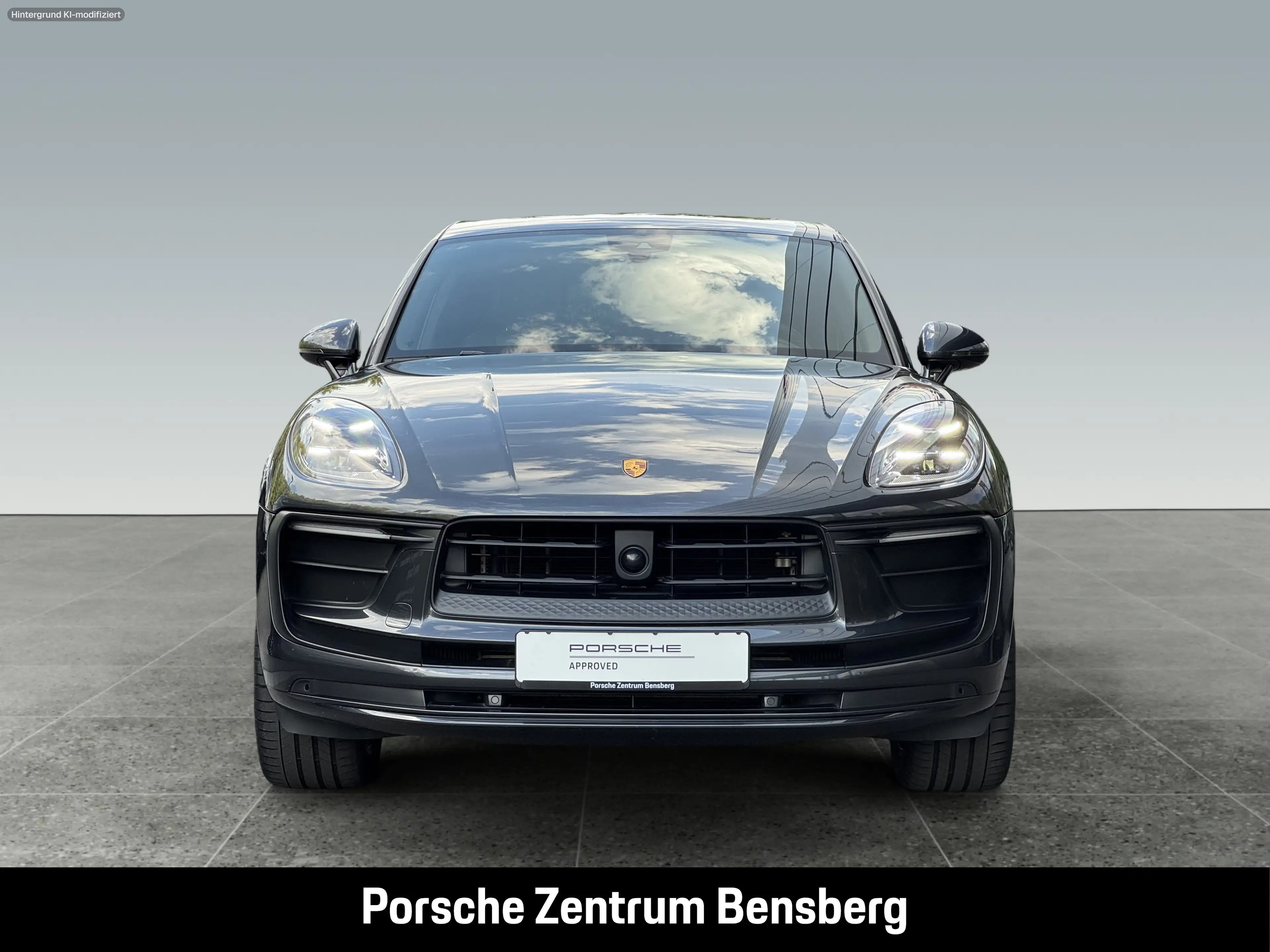 Porsche Macan — photo 7