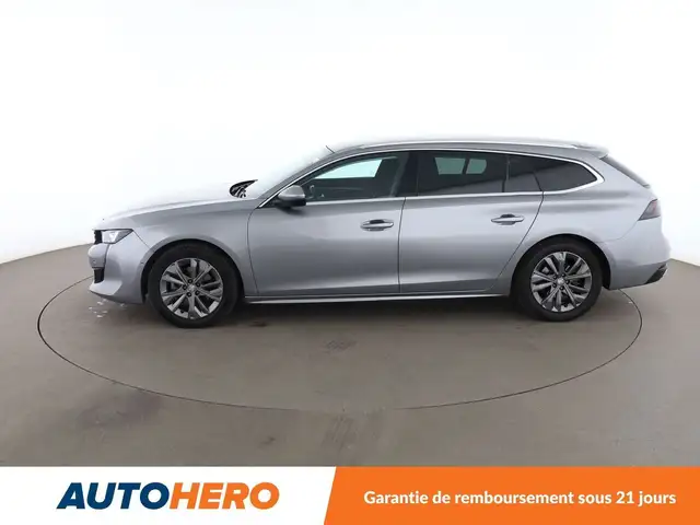 Peugeot 508 SW view 3