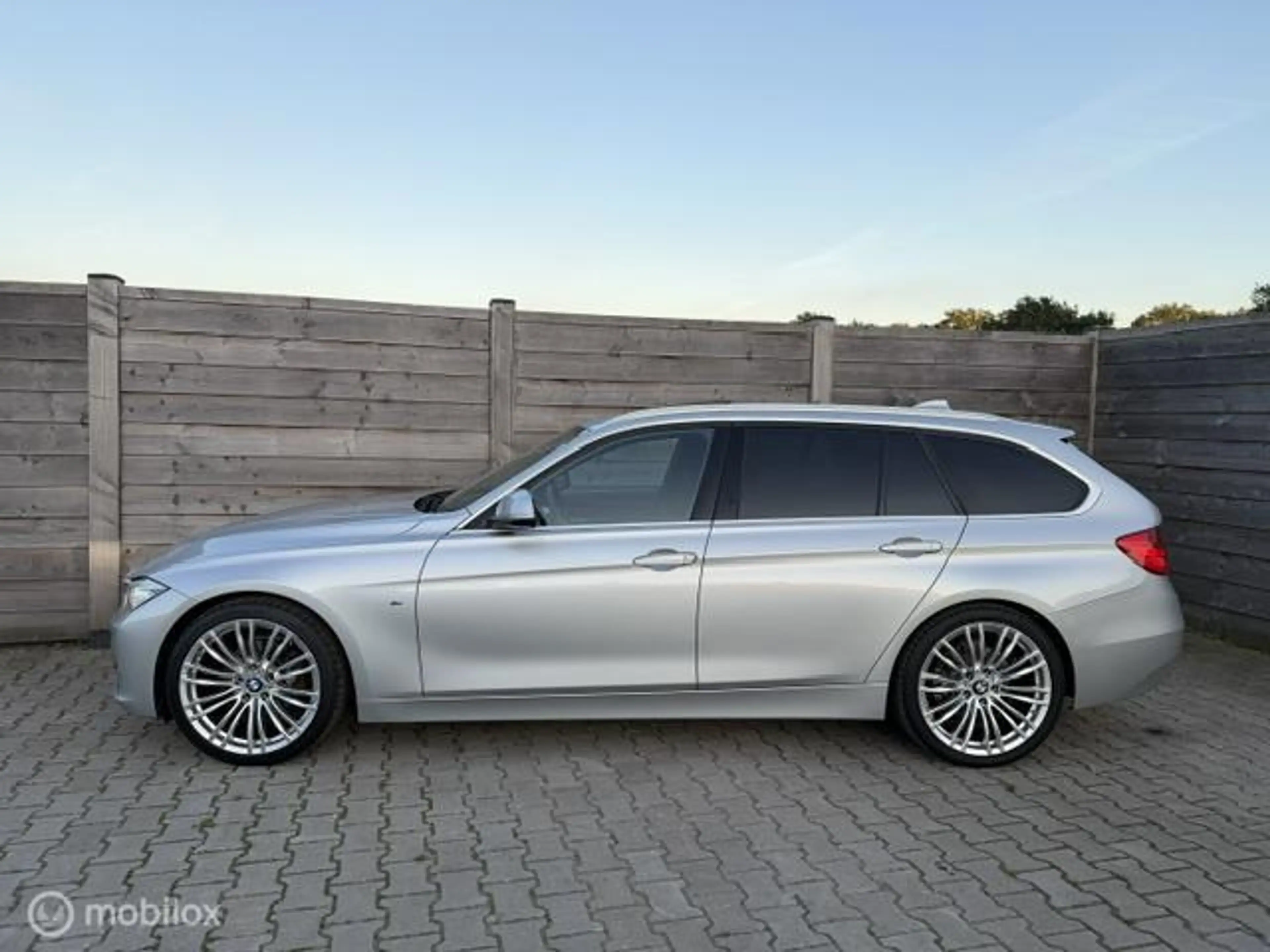 BMW 316 3-serie Touring 316i M Sport Edition Executive PAn — photo 11
