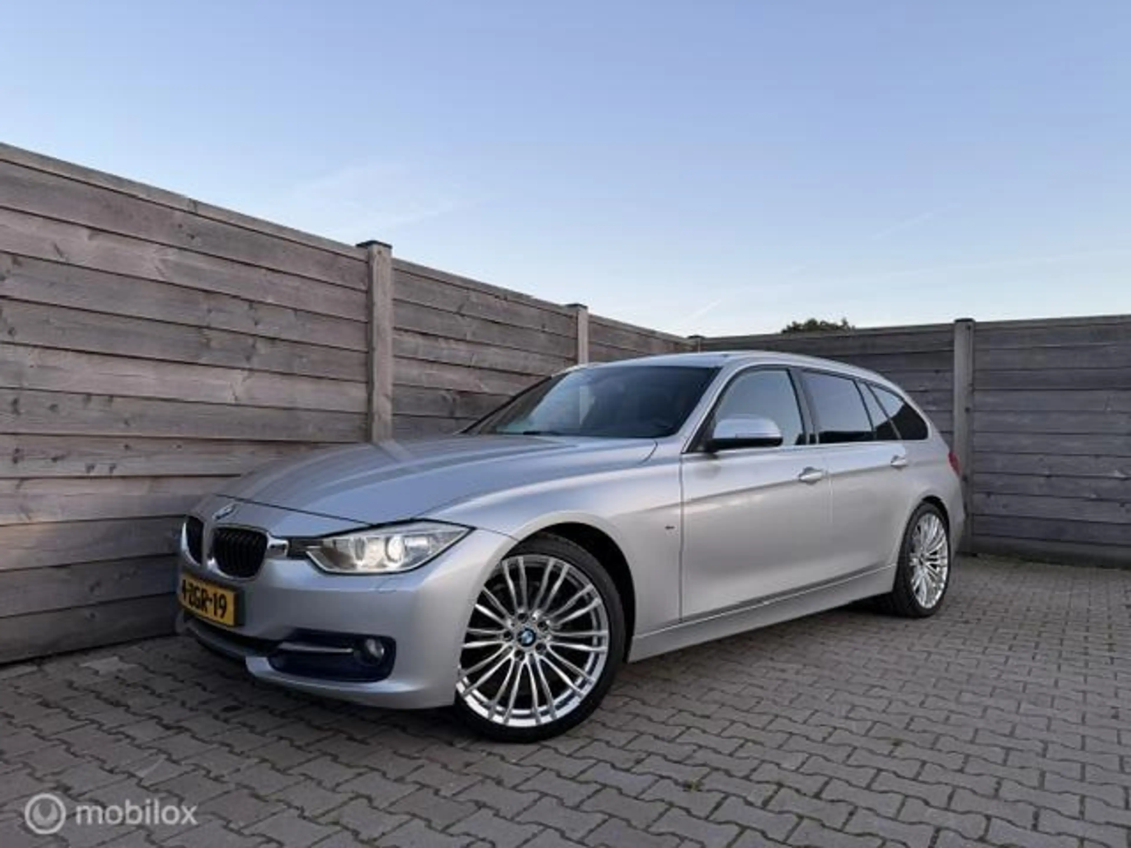 BMW 316 3-serie Touring 316i M Sport Edition Executive PAn
