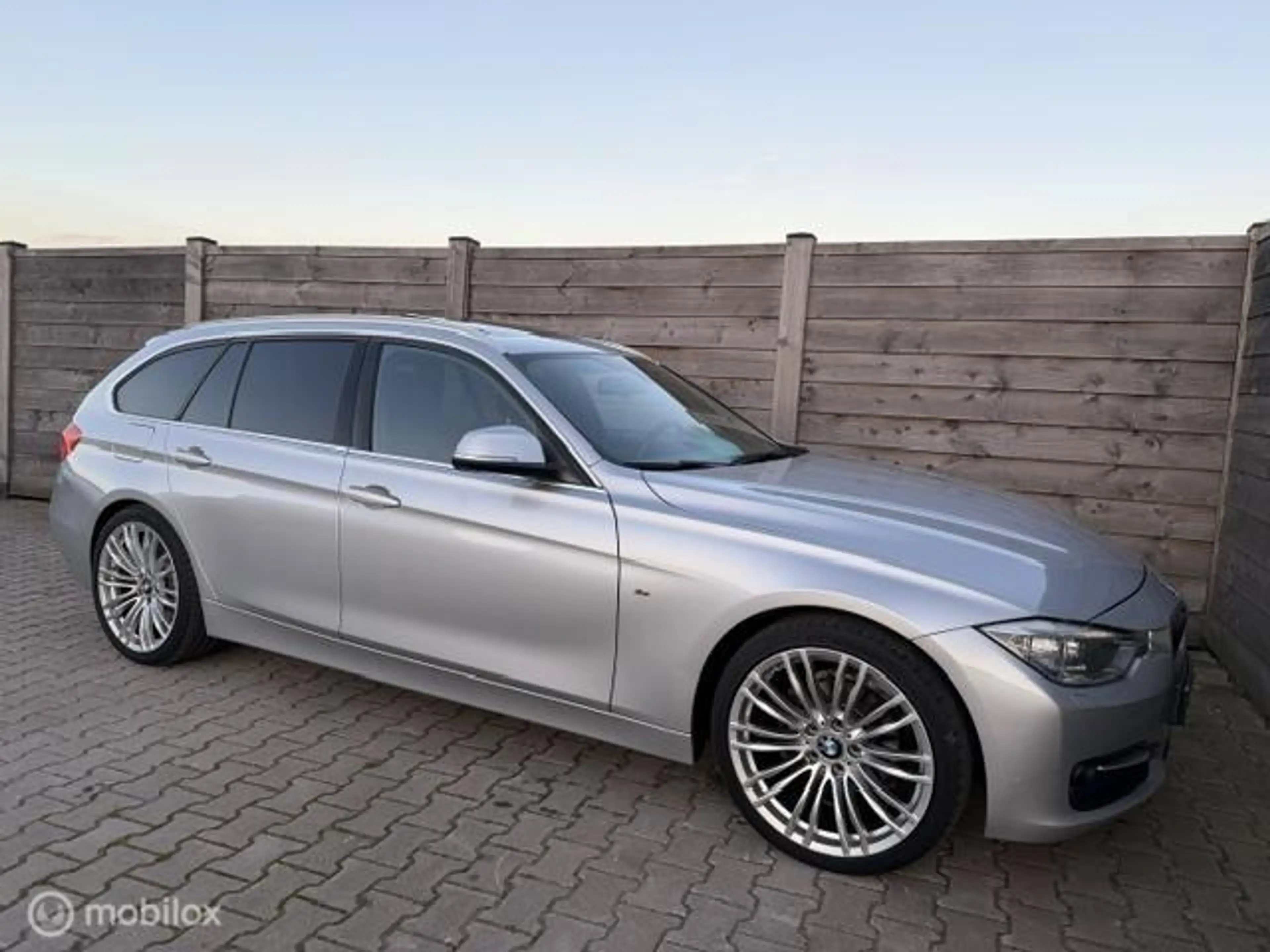 BMW 316 3-serie Touring 316i M Sport Edition Executive PAn — photo 15