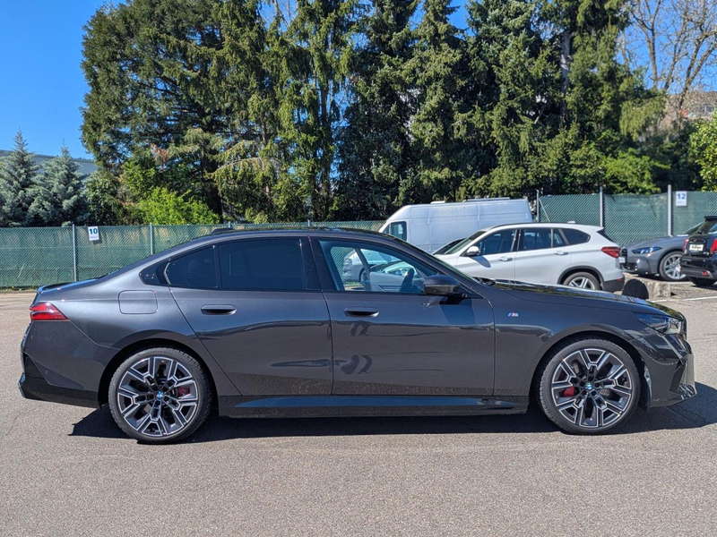 BMW 550 e xDr.M Sport Pro IntAktL.PanoD.ACC 360°AHK — photo 5