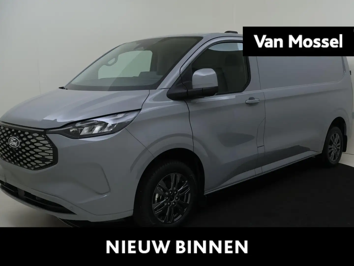Ford E-Transit Cust. 340 L2H1 Limited 65 kWh | Financial lease te Grijs - 1
