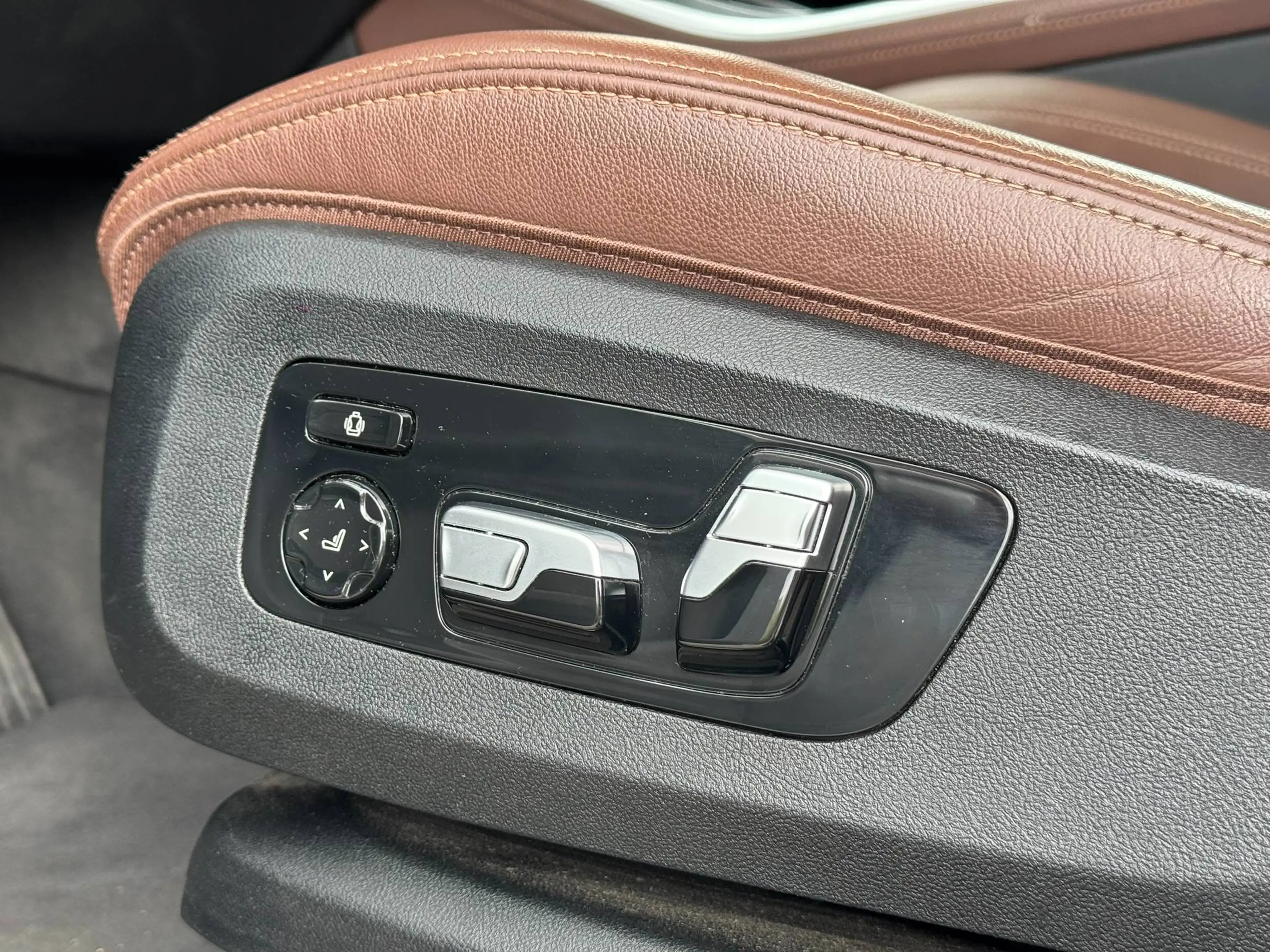 BMW X5 xDrive45e/ Luchtvering/ Pano/ Comfortzetels/ HUD/ 360° camera/ ACC — photo 15