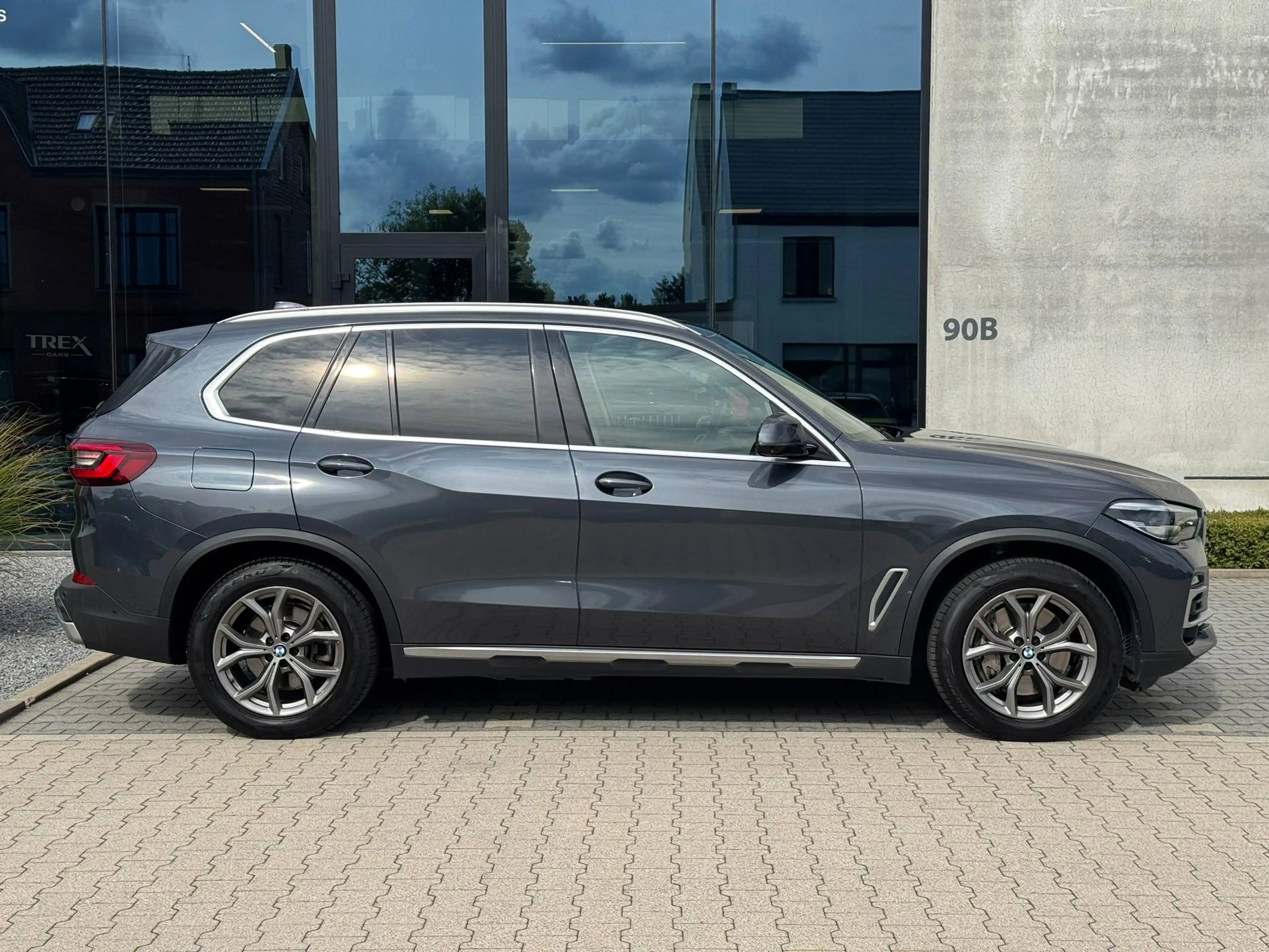 BMW X5 xDrive45e/ Luchtvering/ Pano/ Comfortzetels/ HUD/ 360° camera/ ACC — photo 3