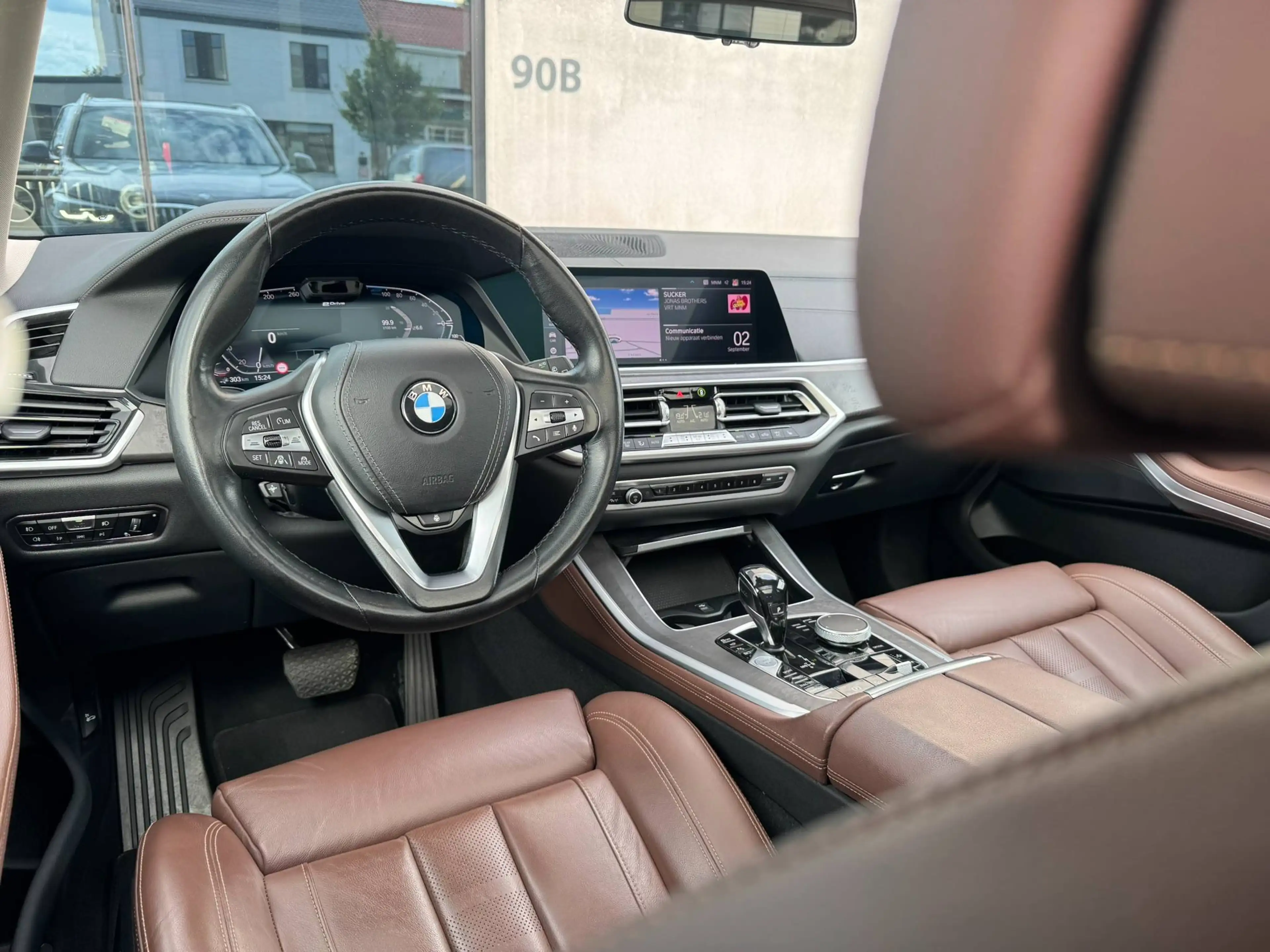 BMW X5 xDrive45e/ Luchtvering/ Pano/ Comfortzetels/ HUD/ 360° camera/ ACC — photo 9