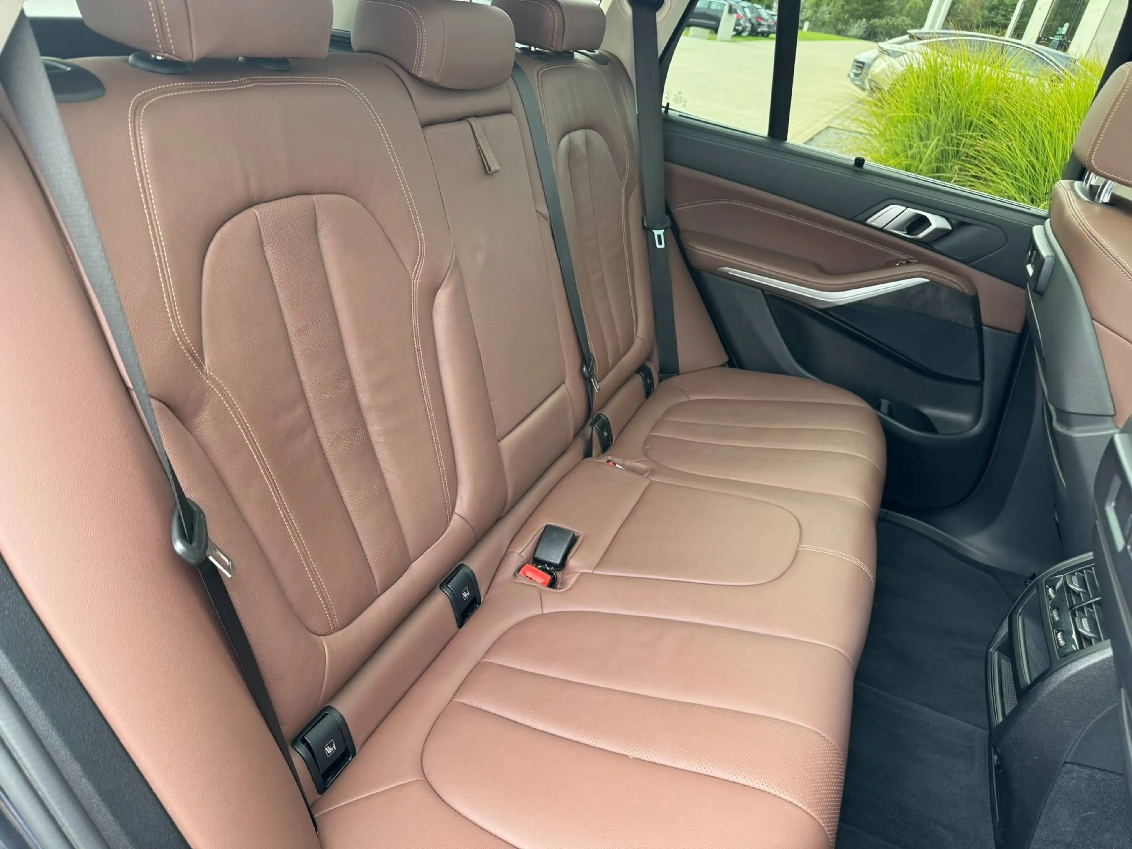 BMW X5 xDrive45e/ Luchtvering/ Pano/ Comfortzetels/ HUD/ 360° camera/ ACC — photo 11
