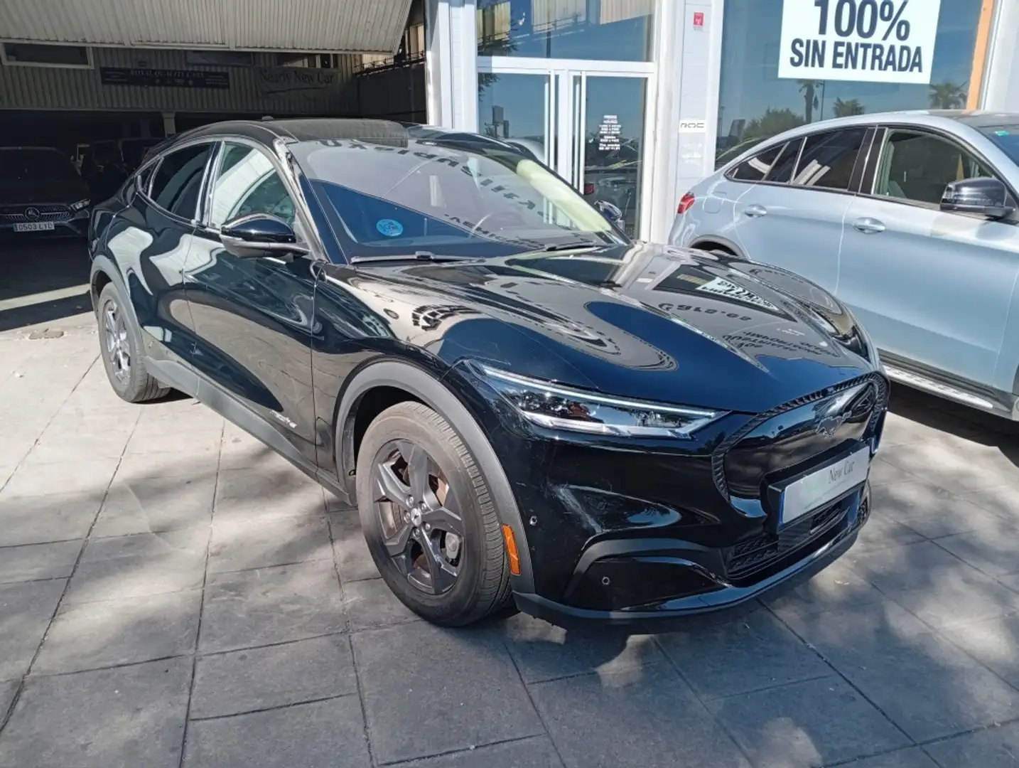 Ford Mustang AWD Rango estandar Zwart - 1