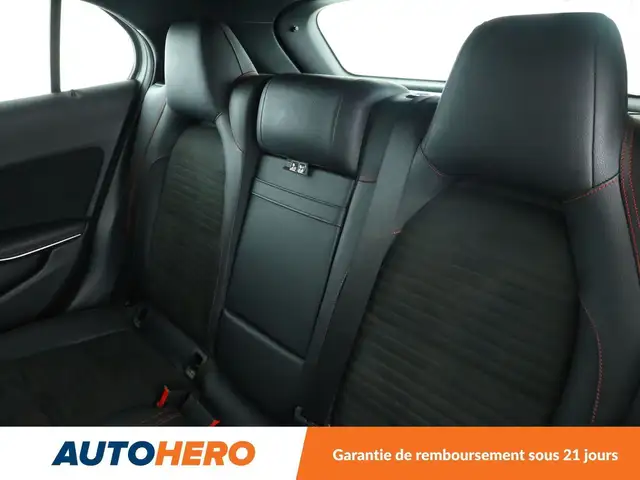 Mercedes-Benz Gla view 14