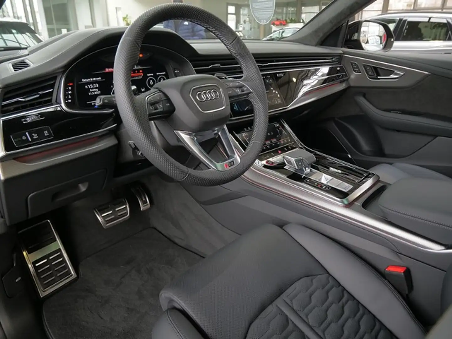 Audi RS Q8 RSQ8 TFSI Quattro Tiptr. Essential-Paket Keramik Negro - 2