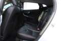 Volvo V40 Cross Country T3 Automaat Polar+ Luxury | Panoramadak | DAB | Cr Wit - thumbnail 14