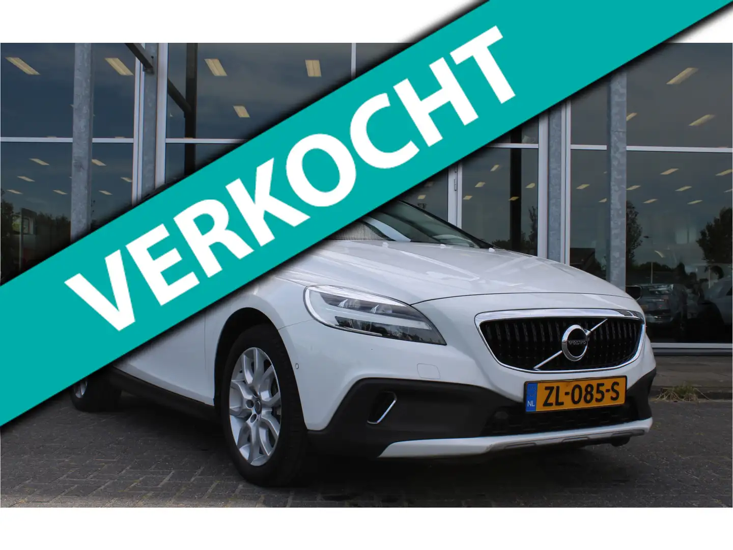 Volvo V40 Cross Country T3 Automaat Polar+ Luxury | Panoramadak | DAB | Cr Blanc - 1