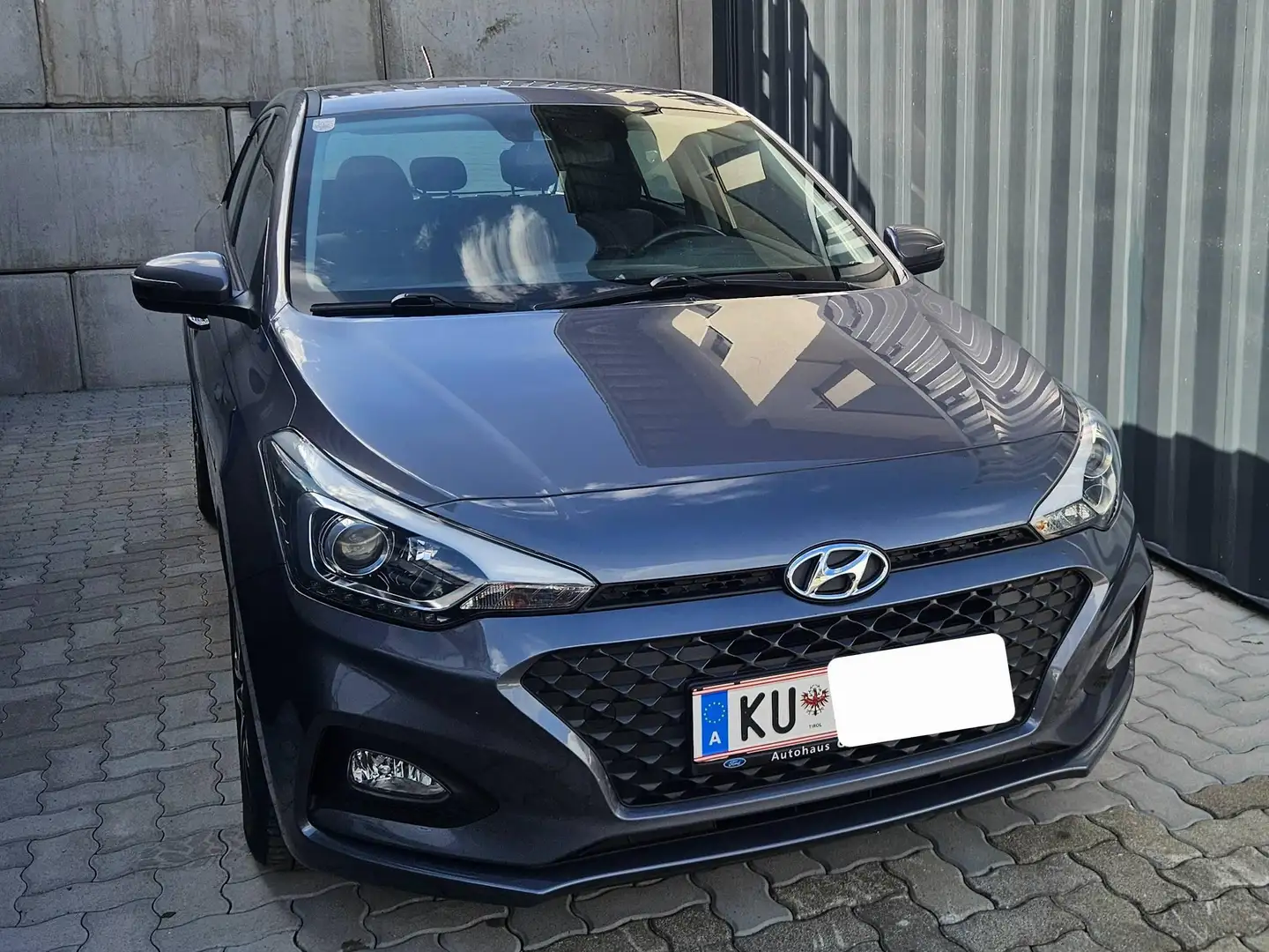 Hyundai i20 i20 1,25 Level 3 Level 3 Grau - 1