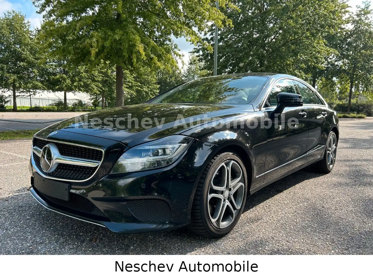 Mercedes-Benz CLS 350 d Coupe Sport P/Distronic/Comand/LED/18 Noir - 1