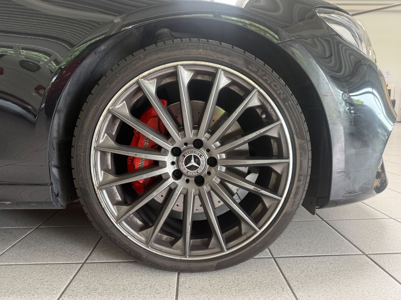 Mercedes-Benz E 400 d Lim.4Matic AMG Line*Night Paket* — photo 11