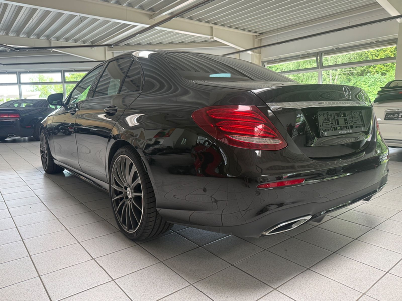 Mercedes-Benz E 400 d Lim.4Matic AMG Line*Night Paket* — photo 6