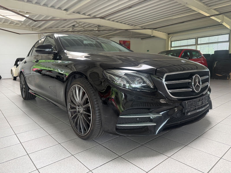 Mercedes-Benz E 400 d Lim.4Matic AMG Line*Night Paket* — photo 3